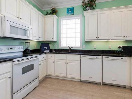 Sea Monster East By Meyer Vacation Rentals