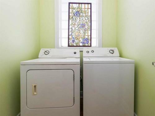 Sea Monster East By Meyer Vacation Rentals