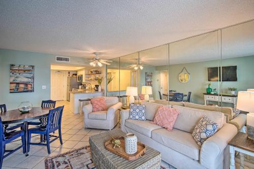 Apartamento Cozy Beachfront Escape With Pool And Gulf Access!