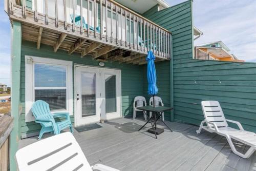 Aqua 99 By Meyer Vacation Rentals
