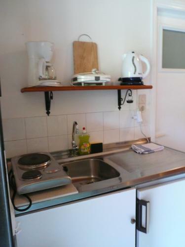 Athina Apartments