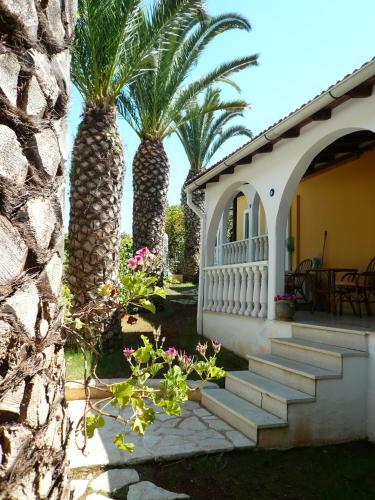 Athina Apartments