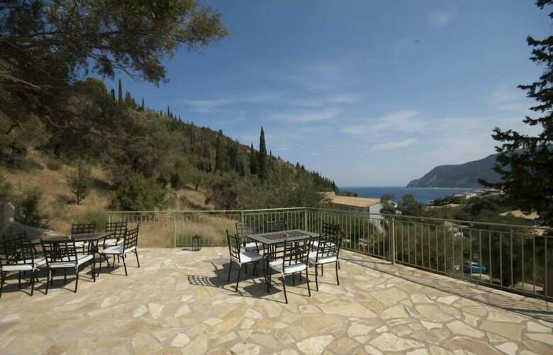 Hotel Lefkas Petra