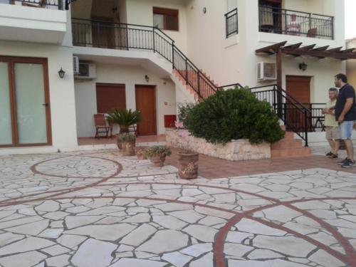 Kandania Apartments
