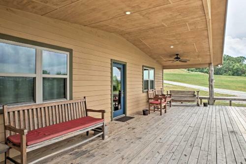 Guntersville Cabin With Views - Walk To Lake!