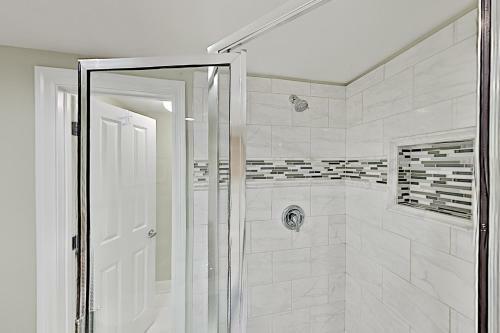 Apartamento Corner Unit - Huge Wraparound Balcony, Pools & Gym Condo