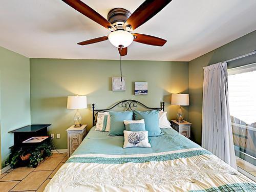 Apartamento Breezy Gulf-view Condo Unit #209 Condo