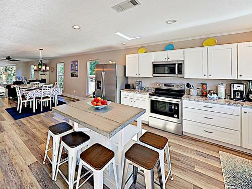 New Listing! Coastal Remodel ? Near Bay Home