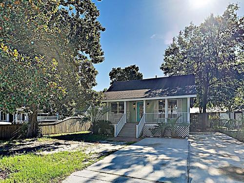 New Listing! Coastal Remodel ? Near Bay Home