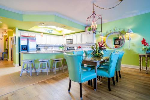 The Moorings Unit 517