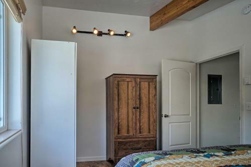 Pet-friendly Home With Northern Lights Aurora View