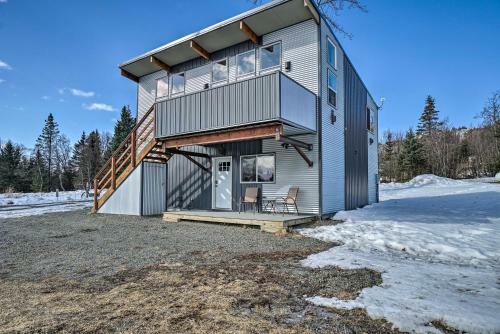Pet-friendly Home With Northern Lights Aurora View