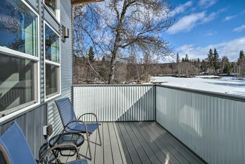 Pet-friendly Home With Northern Lights Aurora View