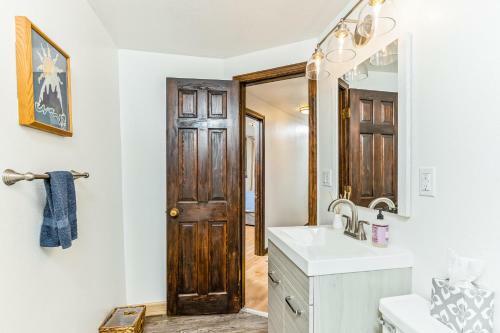 Girdwood Mountain House