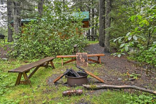 Quaint Seward Studio Cabin On Scenic Salmon Creek!