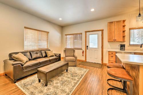 Townhome Near Kenai River With Deck And Fire Pit!