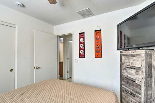 Tolleson Home With Retractable Sunsetter Awning