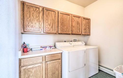 Secluded Heber Cabin With Valley Views And Deck!