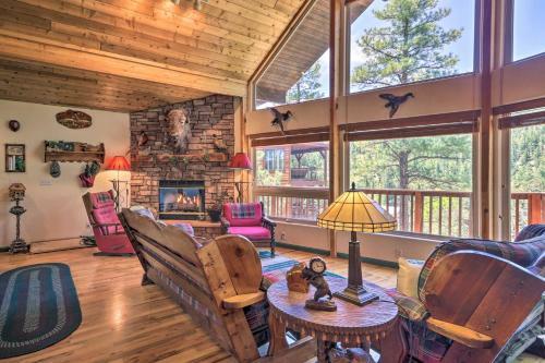 Rim Country Retreat With Multi-level Deck And View