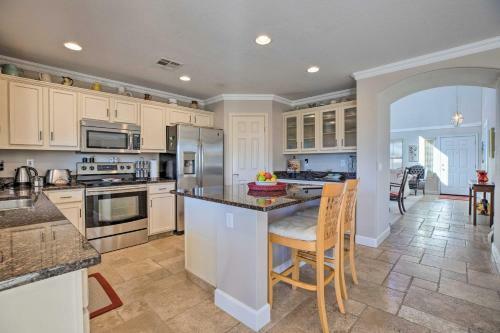 San Tan Valley Home With Patio On Golf Course!