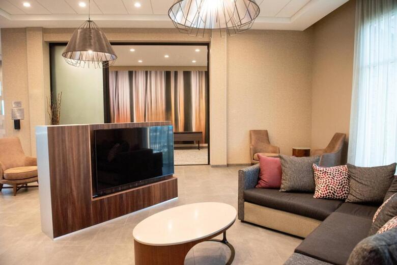 Hotel Courtyard By Marriott Mesa At Wrigleyville West
