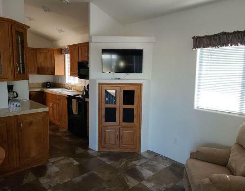 Mesa Spirit Park Model Premium 2 - Entire Home 55 Plus Community