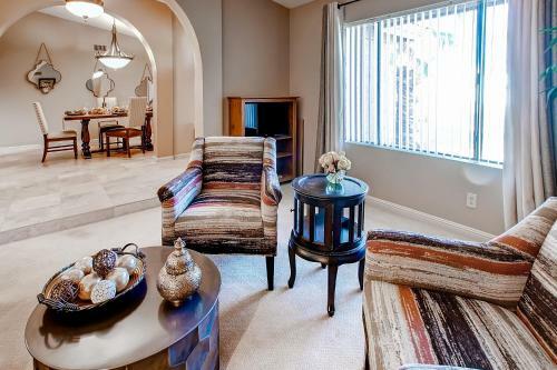 Scottsdale Home With Fireplace And Private Heated Pool!
