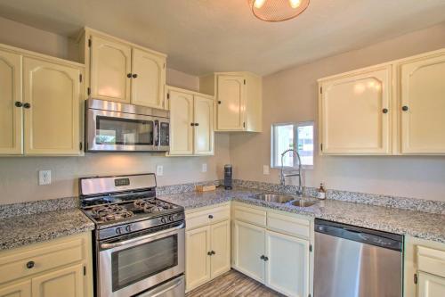 Beautifully Updated Home, 4 Mi To Dtwn Action