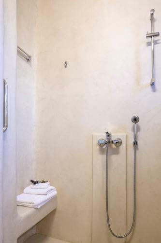 Crossroads Inn Traditional Lodging