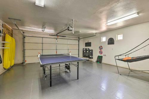 Modern Retreat With View, 9 Mi To Wahweap Beach