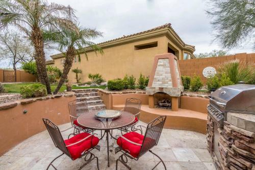 All-suite Home Located In North Phoenix Home
