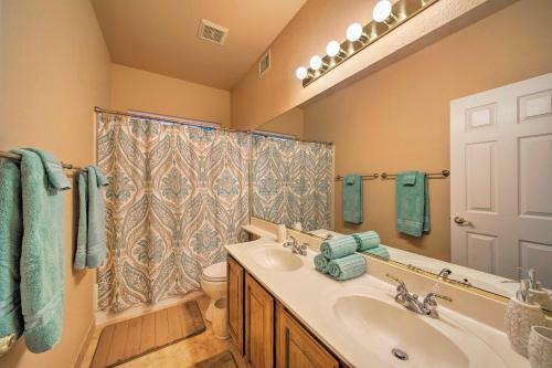 Grand Home With Private Pool On Foothills Golf Course