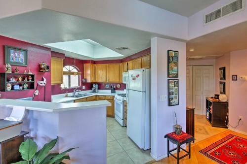 Apartamento Resort-style Condo - 15 Miles To Downtown Phoenix!