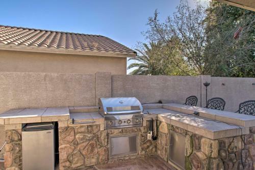 Phx Gem With Game Room And Private Pool Pets Welcome!