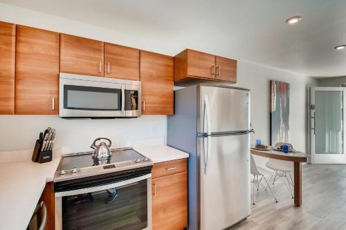 Apartamento The Savvy Saphire Studio~walk To Downtown Phoenix!