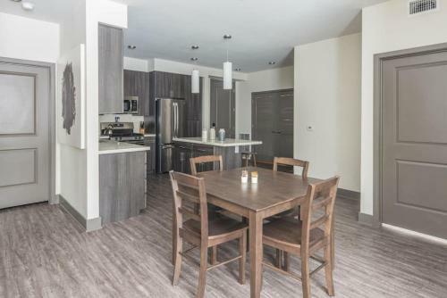 Apartamento Wanderjaunt - Chic Central Phoenix Apts