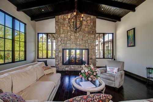 Scottsdale - 6303 N 33rd St