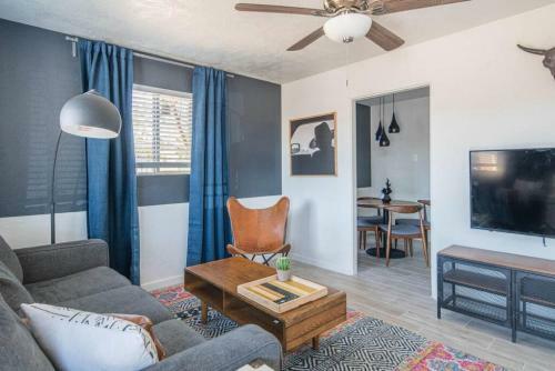 Wanderjaunt - Margo - 1br Home - Central Phoenix