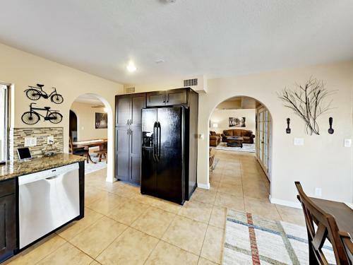 Inviting Central Scottsdale Stunner Home