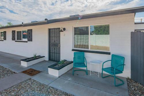Sleek 2br Phoenix Townhome By Wanderjaunt