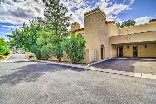 Grand Phx Townhome With Central Location, Pool Access