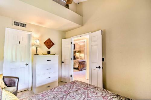 Grand Phx Townhome With Central Location, Pool Access