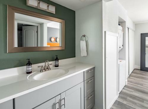 Apartamento Wanderjaunt - Camelback East Apts