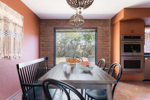 Camelback - La Casona
