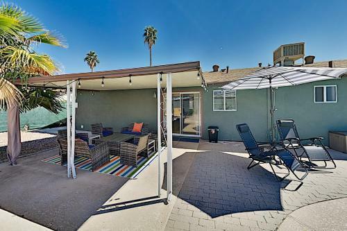 Family Friendly Home With Heated Pool & Waterslide Home