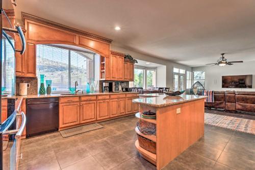 Phoenix Retreat With Outdoor Oasis And Game Room!