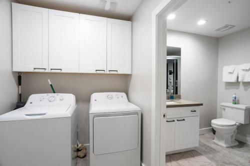 Close To Old Town - Pool - Renovated Home
