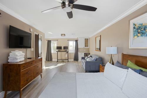 8608eang Home