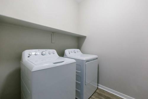 Apartamento Awesome 2 Br/2 Ba With Pool & Gym By Howard