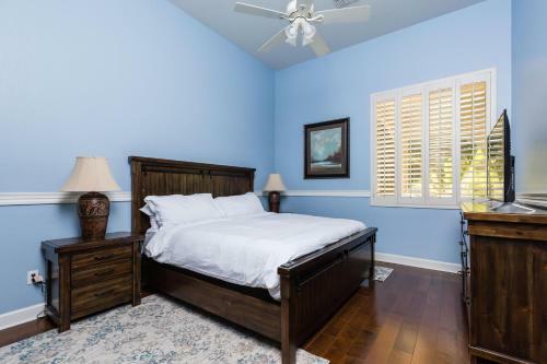 Scottsdale - 8334 E Nightingale Star Dr